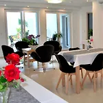 לינה וארוחת בוקר Gaestehaus Brangshof ויליך